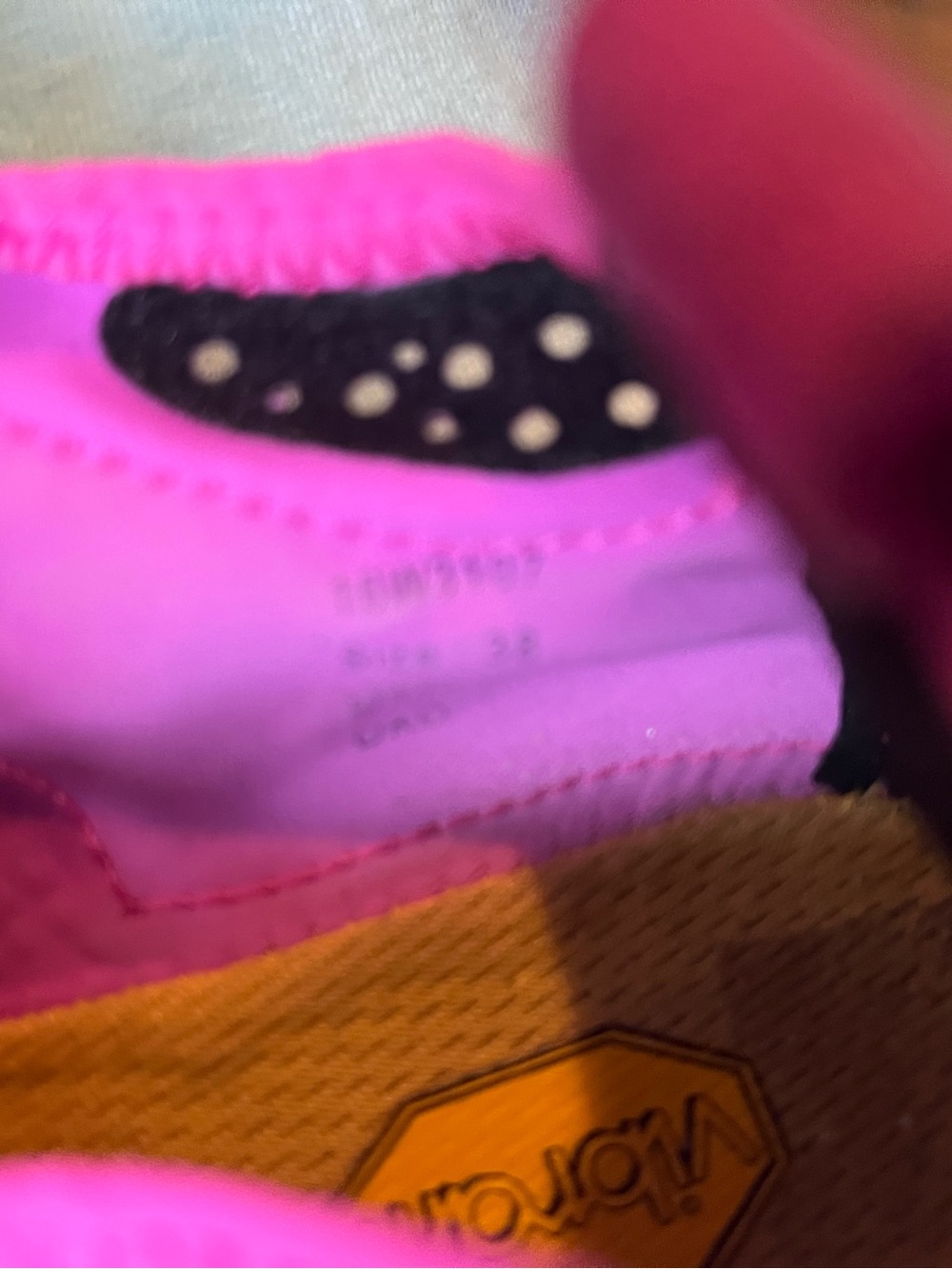 Vibram FiveFingers Toe Shoes Size 38 - Picture 8 of 8
